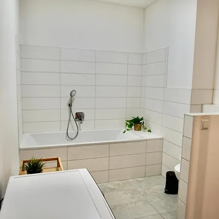 125 M2 In Fuer 6, 2 Schlafzimmer, Nahe Nuernberg & Messe Appartement Fürth