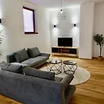 Apartmán 125 M2 In Fuer 6, 2 Schlafzimmer, Nahe Nuernberg & Messe Fürth