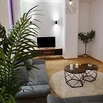 125 M2 In Fuer 6, 2 Schlafzimmer, Nahe Nuernberg & Messe Fürth