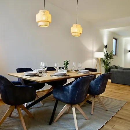 Appartamento 125 M2 In Fuer 6, 2 Schlafzimmer, Nahe Nuernberg & Messe Fürth