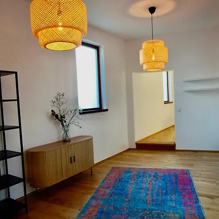 Apartmán 125 M2 In Fuer 6, 2 Schlafzimmer, Nahe Nuernberg & Messe *