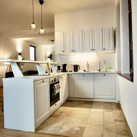 Apartment 125 M2 In Fuer 6, 2 Schlafzimmer, Nahe Nuernberg & Messe *